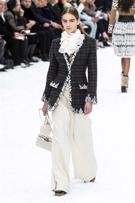 chanel défilé 2020|chanel jackets 2020.